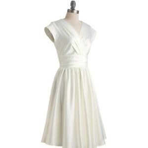 ModCloth Retrolicious Love You Ivory Day Dress